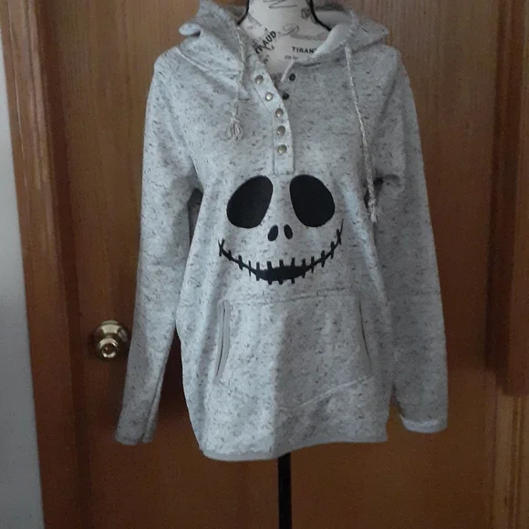 Sweatshirt/Hoodie - Picture 3 of 5